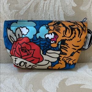 Women’s Cosmetics Bag